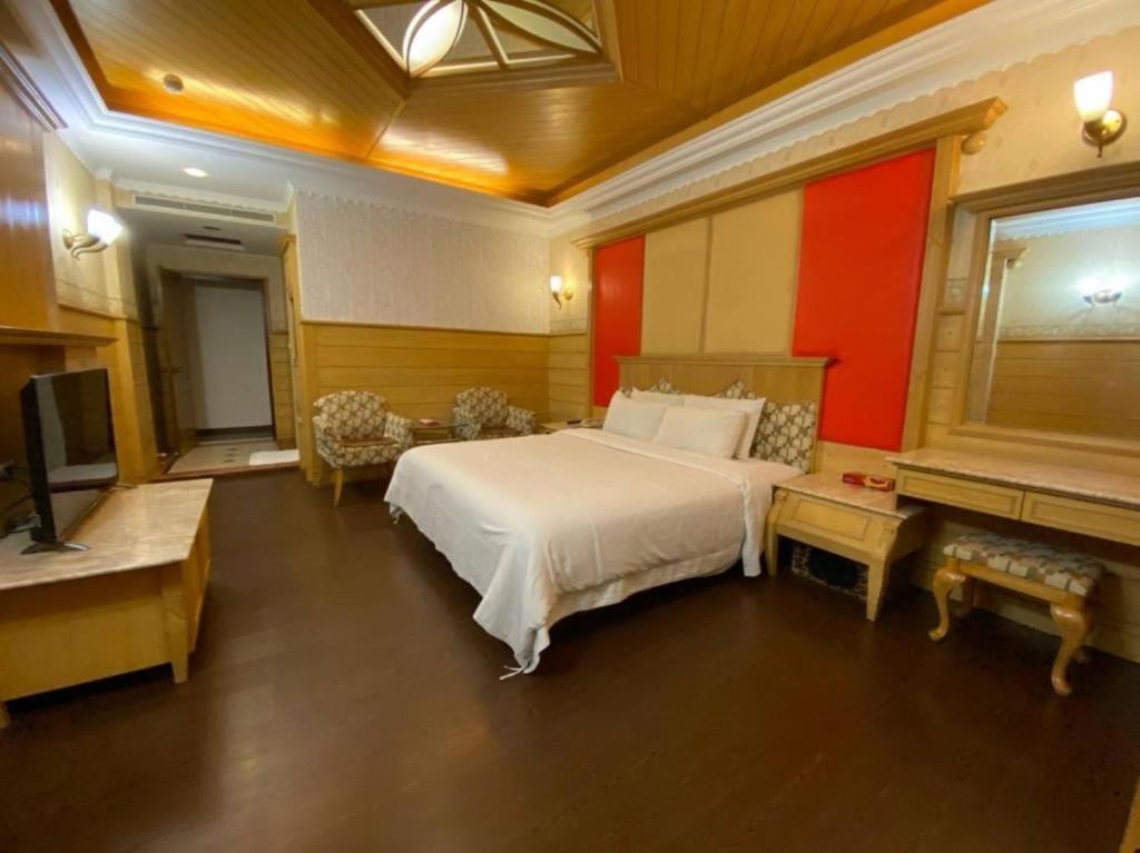 I Travel Motel - II Kaohsiung Eksteriør billede