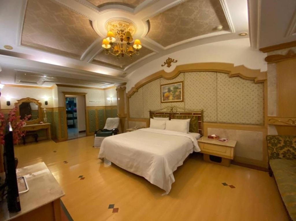 I Travel Motel - II Kaohsiung Eksteriør billede